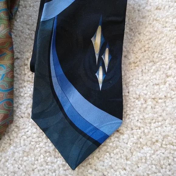 Lot 2 Men's 100% Silk Neck Tie - Picture 2 of 6